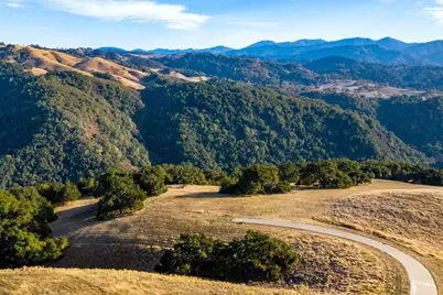 2 Penon Peak Trl, Carmel, CA 93923 - Photo 4