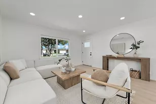 3193 Calzar Dr, San Jose, CA 95118 - Photo 12