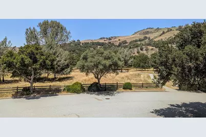 19138 Chinook Ct, Morgan Hill, CA 95037 - Photo 34