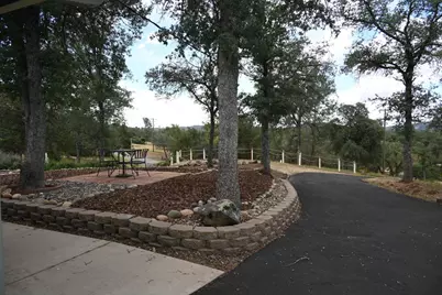 42924 Deep Forest Dr, Coarsegold, CA 93614 - Photo 4