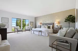 555 Chateau Dr, Hillsborough, CA 94010 - Photo 24