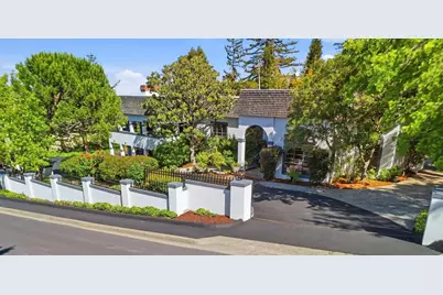 555 Chateau Dr, Hillsborough, CA 94010 - Photo 58