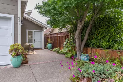 431 Upton St, Redwood City, CA 94062 - Photo 2