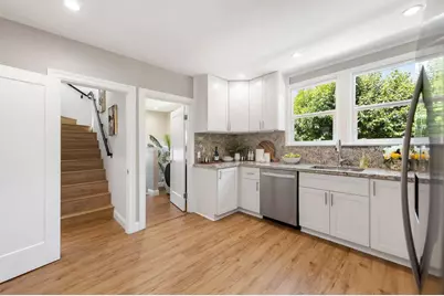 723 Winchester Dr, Burlingame, CA 94010 - Photo 14