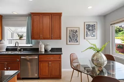 930 Glenview Dr, San Bruno, CA 94066 - Photo 22