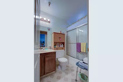 711 S Bayshore Blvd 10, San Mateo, CA 94401 - Photo 20