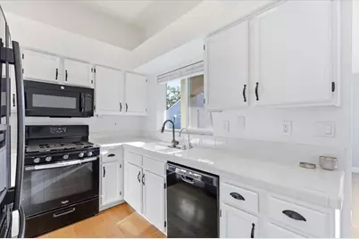 4240 Cosenza Loop, San Jose, CA 95134 - Photo 16