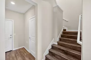 806 Saint Rufina Ln 30, Morgan Hill, CA 95037 - Photo 16