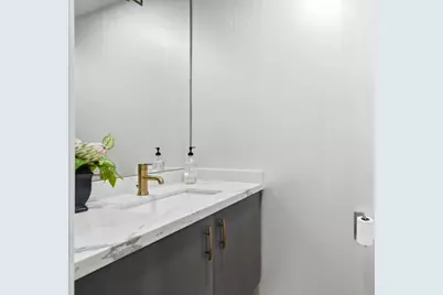 1636 Branham Ln B, San Jose, CA 95118 - Photo 22