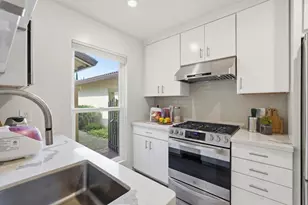 1636 Branham Ln B, San Jose, CA 95118 - Photo 10