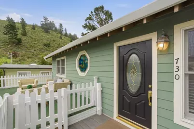 730 Fern Ave, Pacifica, CA 94044 - Photo 2