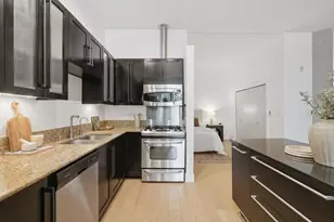 1001 46th St 212, Emeryville, CA 94608 - Photo 12