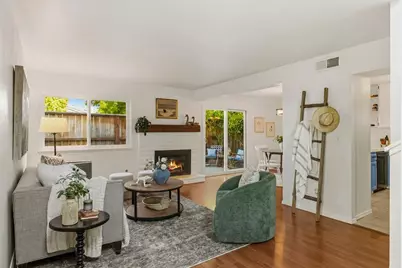 345 Coleridge Dr 70, Salinas, CA 93901 - Photo 2