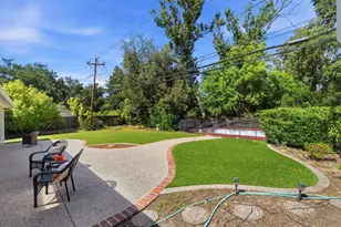 18961 Fernbrook Ct, Saratoga, CA 95070 - Photo 38