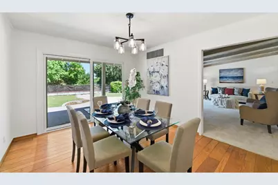 18961 Fernbrook Ct, Saratoga, CA 95070 - Photo 24