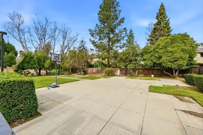 513 Glenmoor Cir, Milpitas, CA 95035 - Photo 32