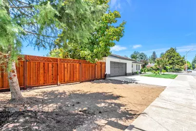 700 Eschenburg Dr, Gilroy, CA 95020 - Photo 42