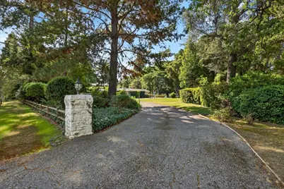 60 Ralston Rd, Atherton, CA 94027 - Photo 18