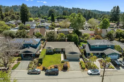 391 Danube Dr, Aptos, CA 95003 - Photo 32
