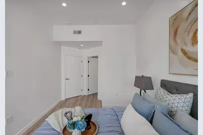 889 McLellan Dr 205, South San Francisco, CA 94080 - Photo 26