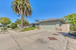 1123 San Angelo Dr, Salinas, CA 93901 - Photo 2