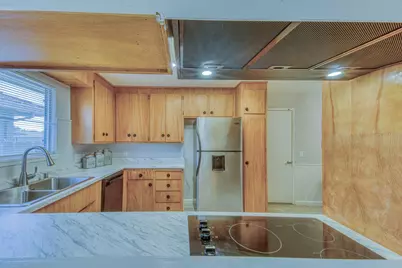 1123 San Angelo Dr, Salinas, CA 93901 - Photo 12
