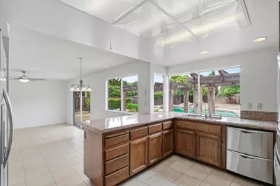 4157 Isola Dr, Fremont, CA 94555 - Photo 12