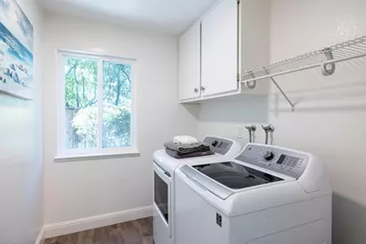 290 Billingsgate Ln, Foster City, CA 94404 - Photo 16