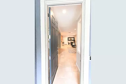 393 Rayos Del Sol Dr, San Jose, CA 95116 - Photo 2