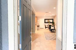 393 Rayos Del Sol Dr, San Jose, CA 95116 - Photo 2