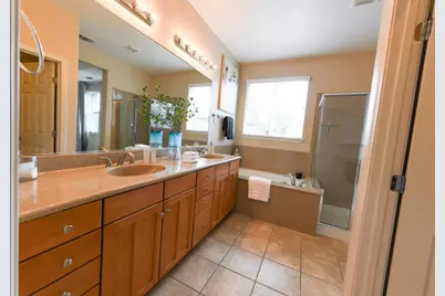 393 Rayos Del Sol Dr, San Jose, CA 95116 - Photo 40