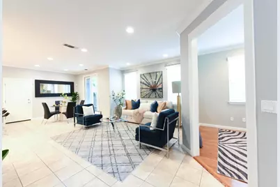 393 Rayos Del Sol Dr, San Jose, CA 95116 - Photo 4
