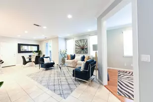 393 Rayos Del Sol Dr, San Jose, CA 95116 - Photo 4