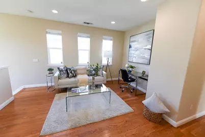 393 Rayos Del Sol Dr, San Jose, CA 95116 - Photo 26