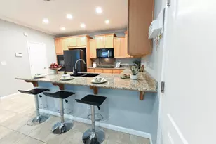 393 Rayos Del Sol Dr, San Jose, CA 95116 - Photo 14