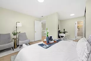 1020 Polk Ln, San Jose, CA 95117 - Photo 18