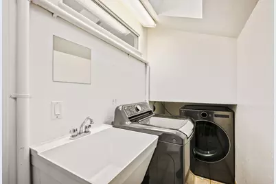 17529 Mayflower Dr, Castro Valley, CA 94546 - Photo 40