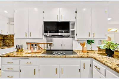 17529 Mayflower Dr, Castro Valley, CA 94546 - Photo 18