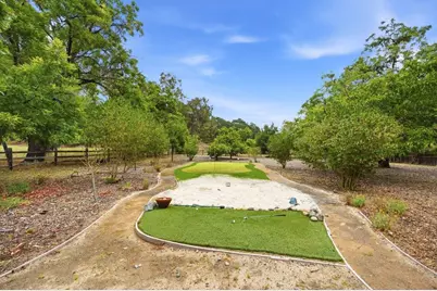 15190 Yvonne Dr, Morgan Hill, CA 95037 - Photo 56