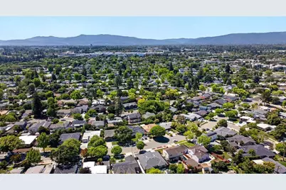 2377 Tulip Rd, San Jose, CA 95128 - Photo 58