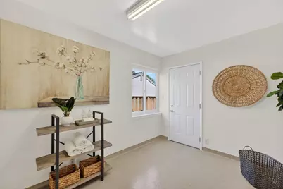 2377 Tulip Rd, San Jose, CA 95128 - Photo 24