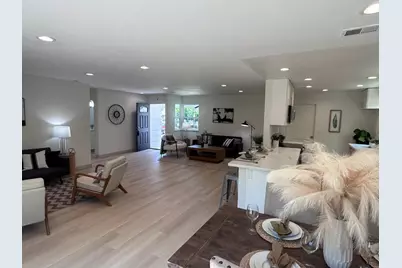 3927 Forestwood Dr, San Jose, CA 95121 - Photo 4