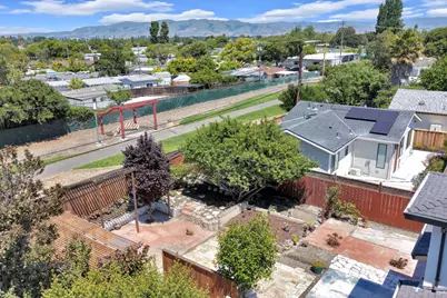 727 Lakehaven Dr, Sunnyvale, CA 94089 - Photo 64