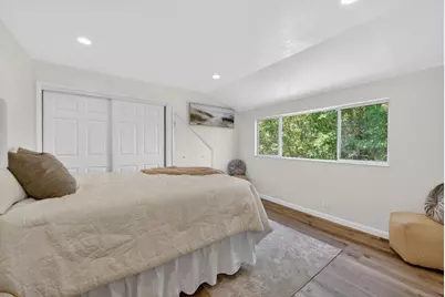 10380 Lockwood Dr, Cupertino, CA 95014 - Photo 22