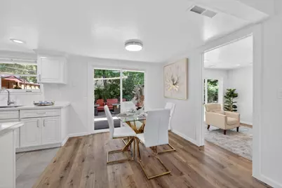 10380 Lockwood Dr, Cupertino, CA 95014 - Photo 10