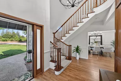 13958 Chester Ave, Saratoga, CA 95070 - Photo 8
