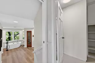 13958 Chester Ave, Saratoga, CA 95070 - Photo 68