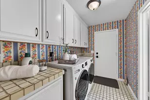 13958 Chester Ave, Saratoga, CA 95070 - Photo 16