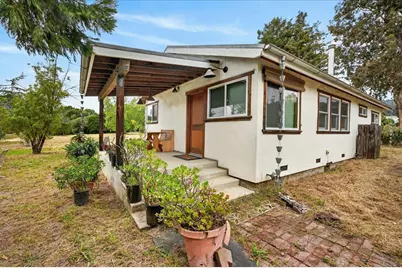 67 Hughes Rd, Watsonville, CA 95076 - Photo 1