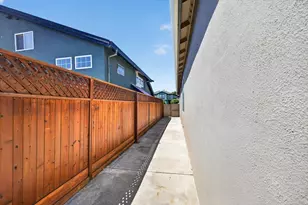 1858 Buckingham Dr, Salinas, CA 93906 - Photo 34